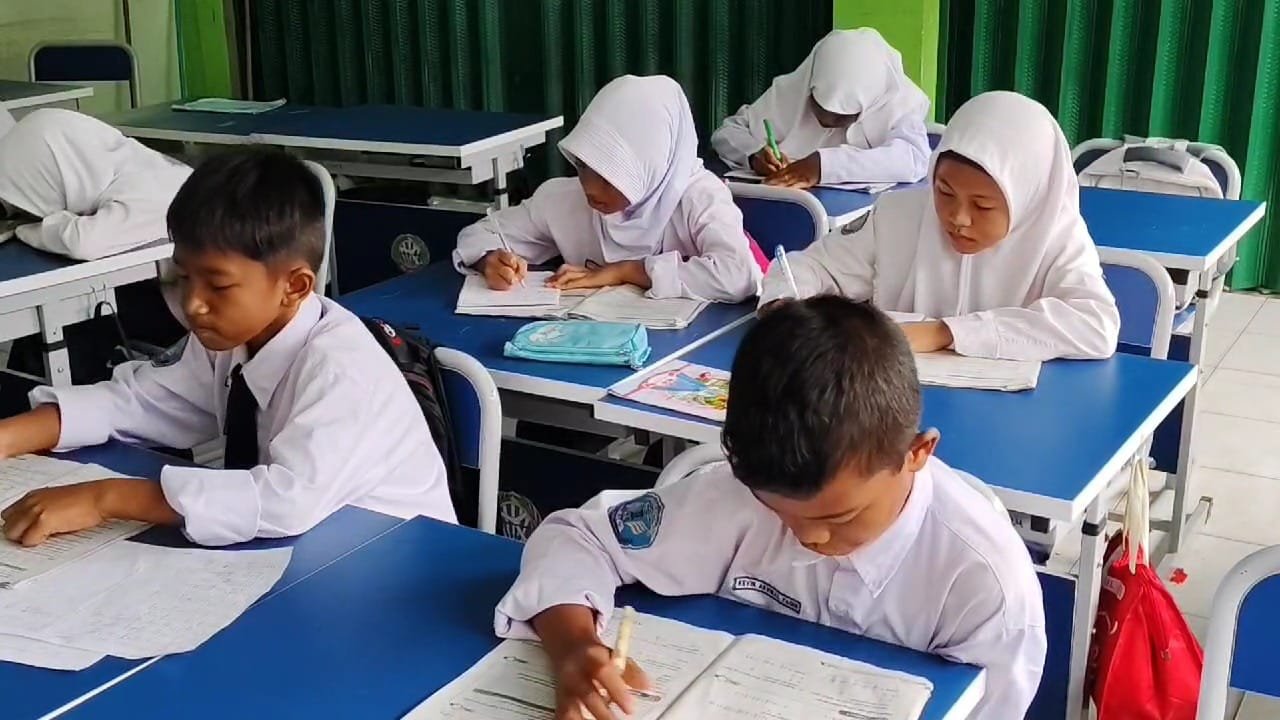 Disdikbud Atur Jam Belajar dan Tiadakan Aktivitas Luar Ruangan