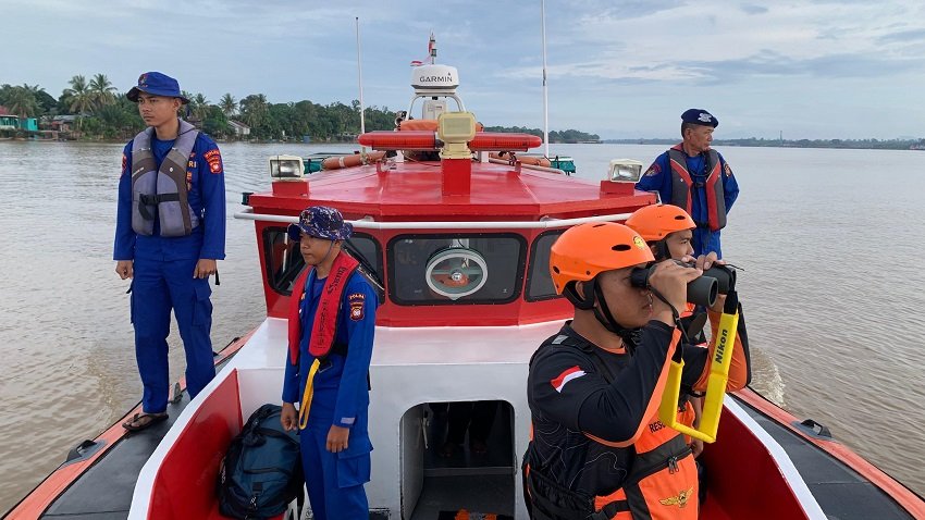 Hari Kelima Pencarian ABK Hilang di Sungai Kapuas, Tim SAR Perluas Area hingga 7 Mil Laut