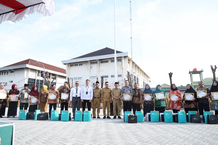 Haru Perpisahan Zulkarnain, 39 Tahun Mengabdi untuk Pontianak