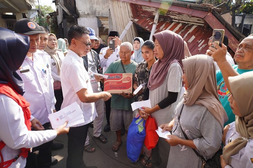 Herlena Syok Pulang Kerja, Pemkot Pontianak Gerak Cepat Salurkan Bantuan