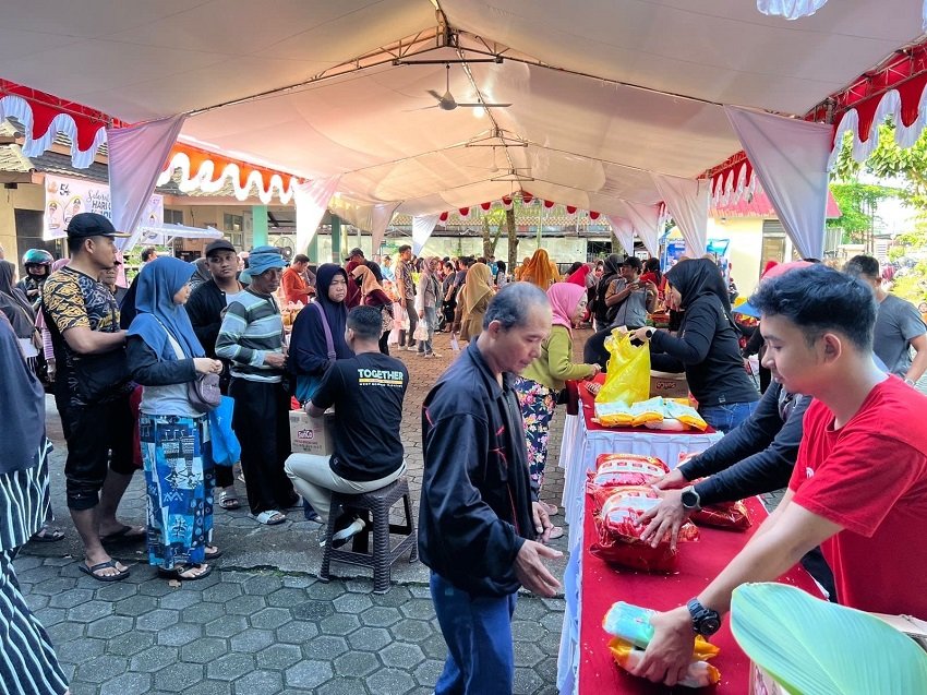 Jelang Lebaran, Pemkot Pontianak Gelar Pasar Murah, Paket Sembako Premium Hanya Rp85 Ribu