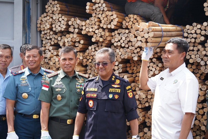Pangdam XII Tanjungpura: Selundupkan Rotan, Berhadapan dengan Negara!