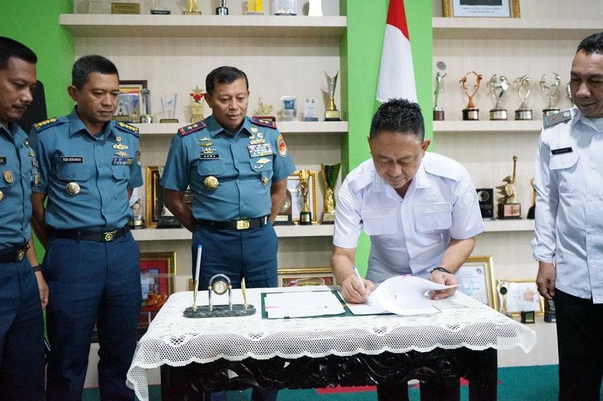 Pemkot Pontianak Pastikan Rumkital TNI AL Rahadi Osman Terus Beroperasi