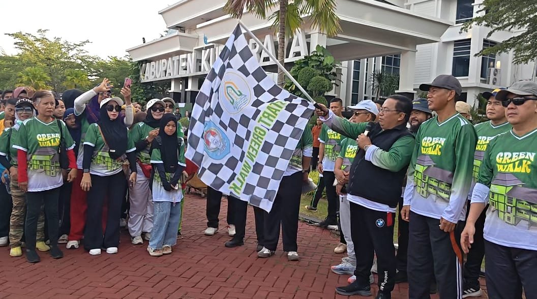 Ribuan Warga Ramaikan Jalan Sehat UNU Kalimantan Barat