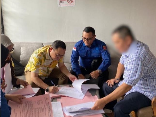 Tersangka Dugaan Korupsi Dana Hibah GKE Petra Sintang Diserahkan JPU