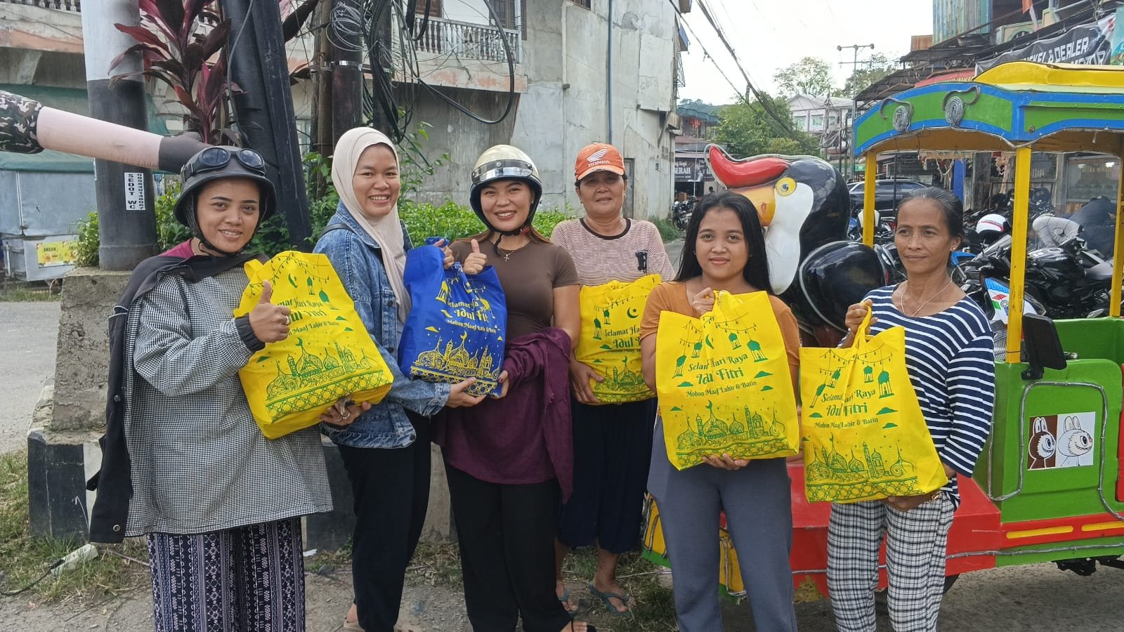 TM Group Bengkayang Bagikan 250 Paket Sembako Sambut Ramadan 1447 Hijriah
